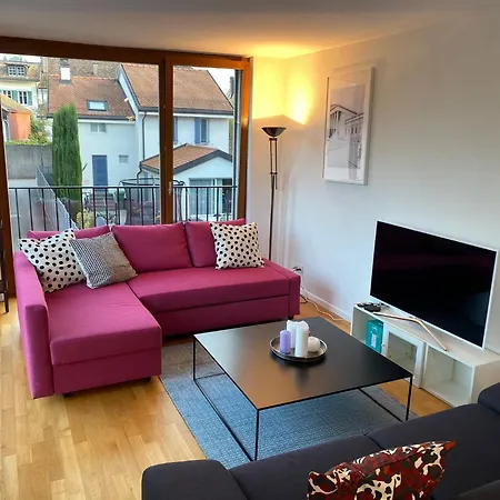 Le Onze Soixante Six Duplex Tres Ensoleille 아파트