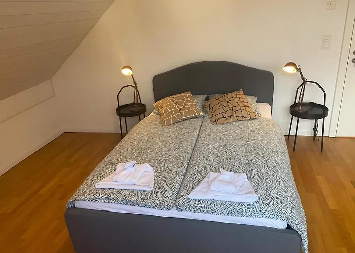 Le Onze Soixante Six Duplex Tres Ensoleille Apartament